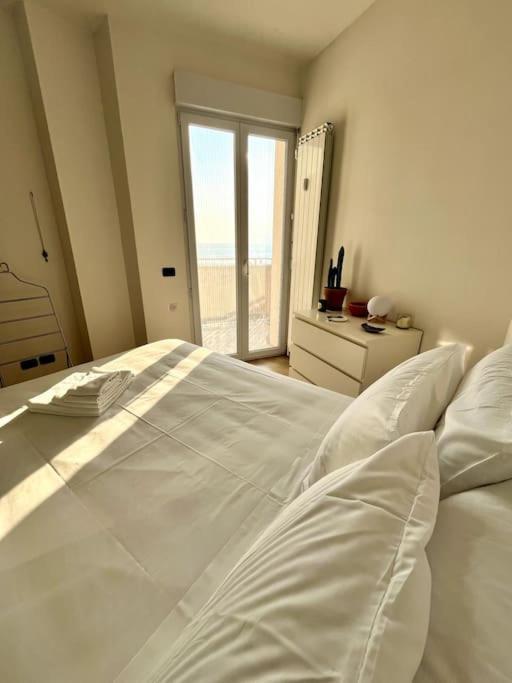 Appartement Casa Solymar à Vallecrosia Extérieur photo