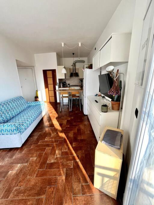 Appartement Casa Solymar à Vallecrosia Extérieur photo